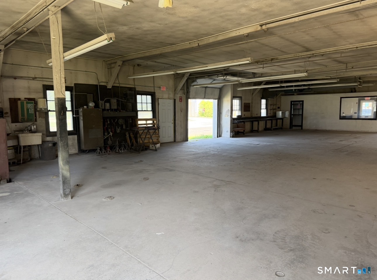 32 Trolley Road Westbrook CT 06498