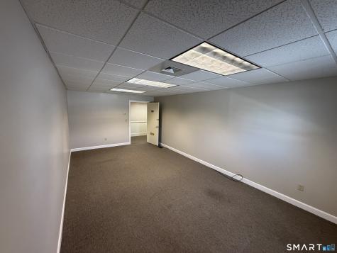 3074 Whitney Avenue Hamden CT 06518