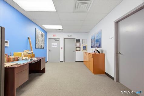 15 Thames Street Groton CT 06340