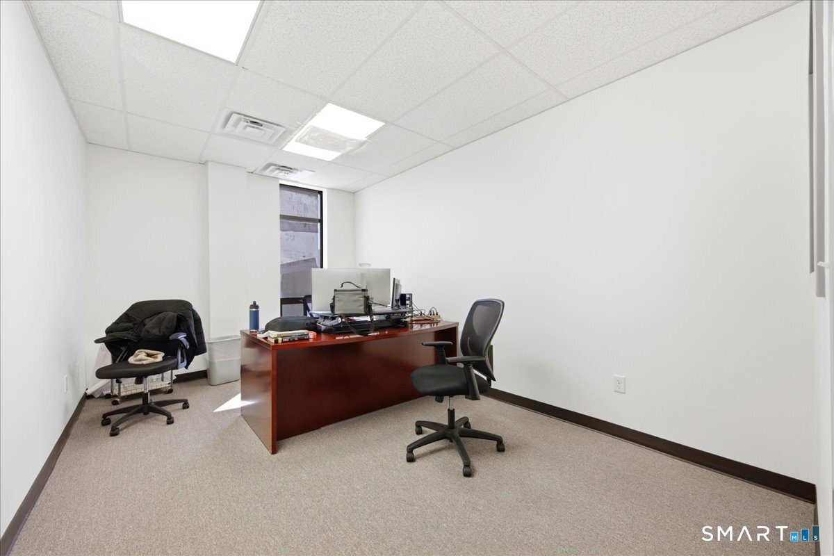 15 Thames Street Groton CT 06340