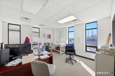 15 Thames Street Groton CT 06340