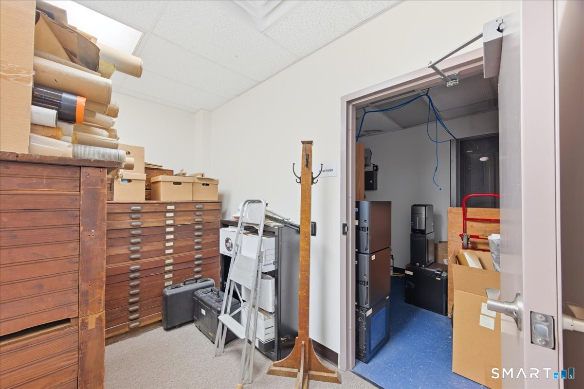 15 Thames Street Groton CT 06340