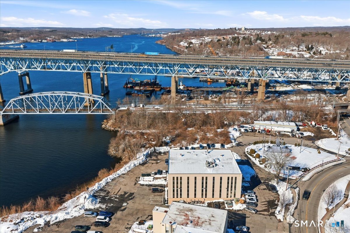 15 Thames Street Groton CT 06340