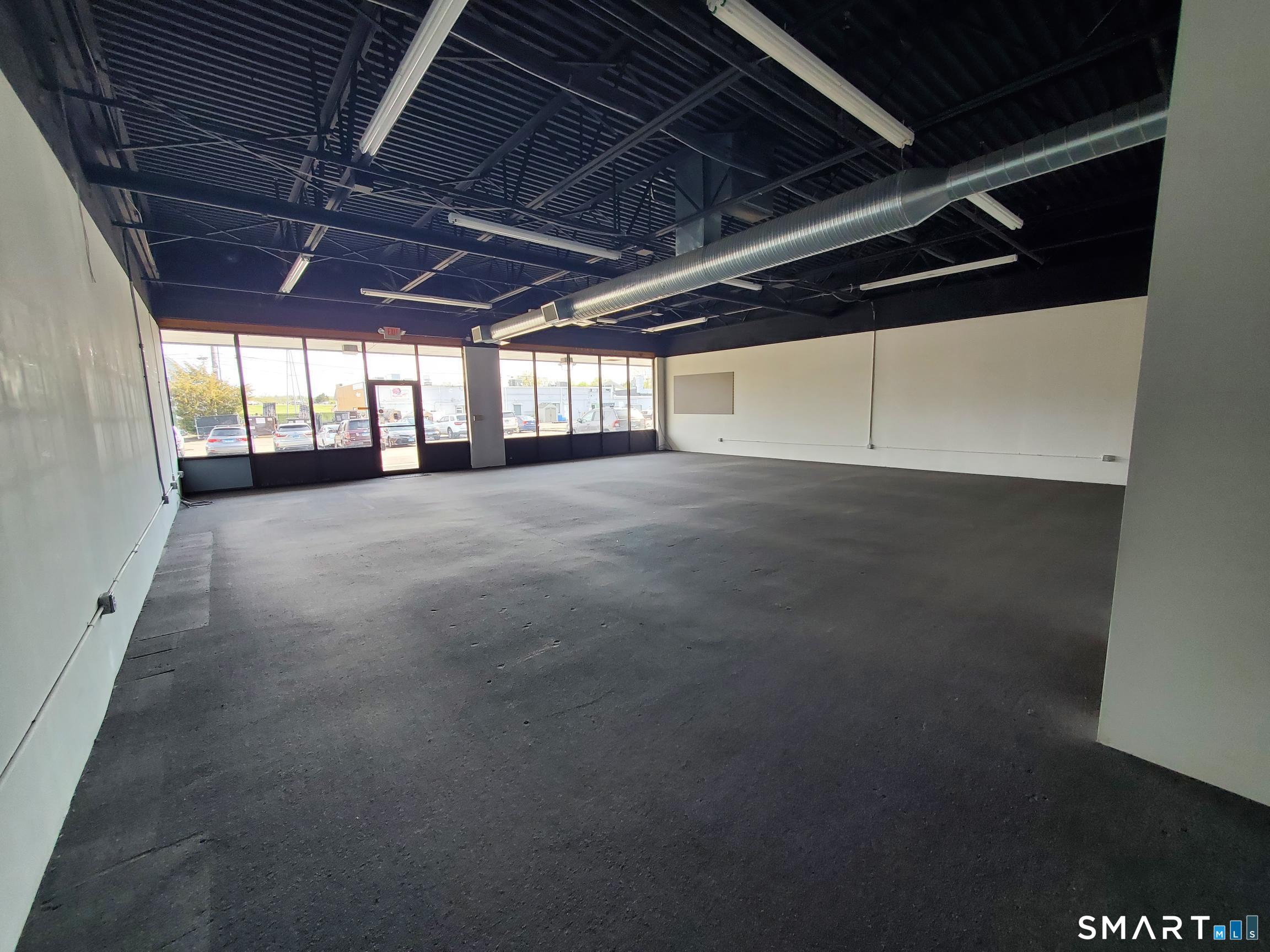 1666 Litchfield Turnpike Woodbridge CT 06525