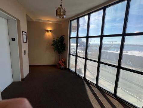 402 Thames Street Groton CT 06340