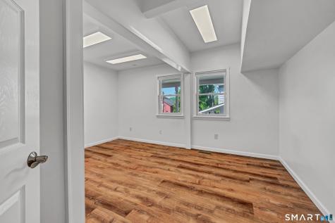 14 Elm Street New Milford CT 06776