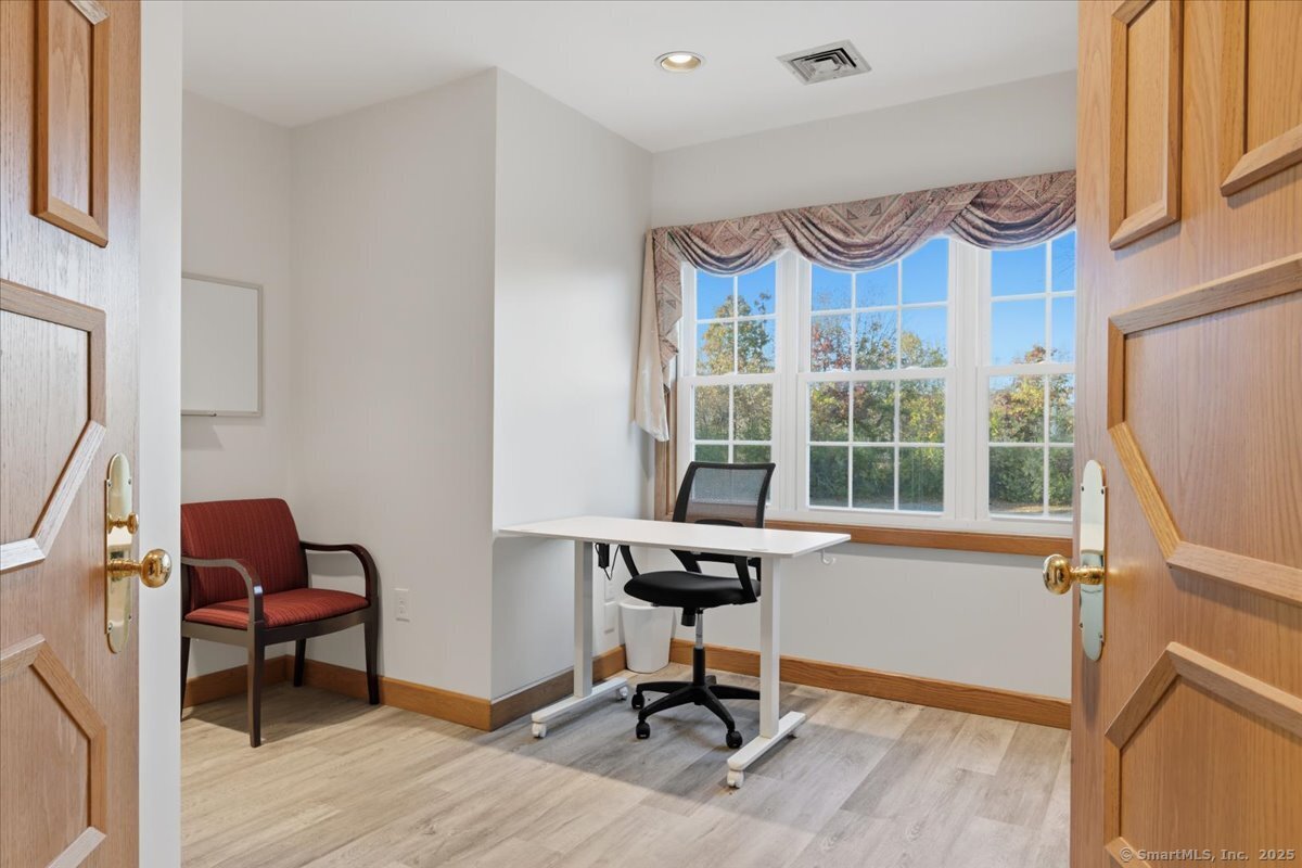 123 Elm Street Old Saybrook CT 06475