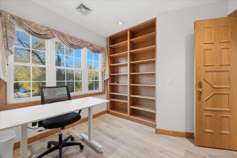 123 Elm Street Old Saybrook CT 06475