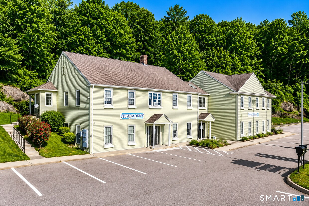 620 Route 32 Montville CT 06382