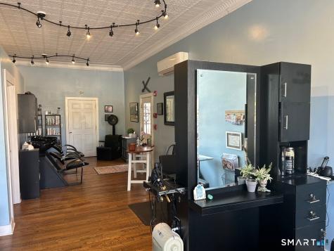 18 Bissell Street Manchester CT 06040