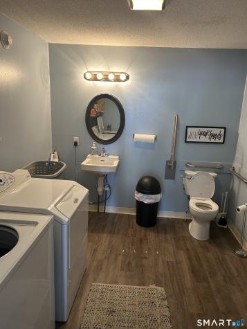 18 Bissell Street Manchester CT 06040