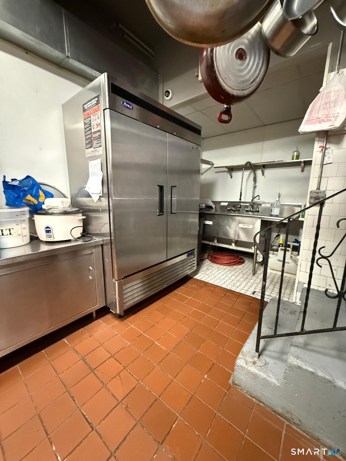 464 Colony Street Meriden CT 06451