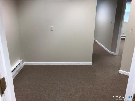 305 Burnside Avenue East Hartford CT 06108