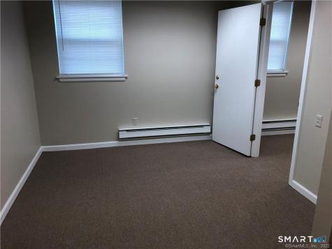 305 Burnside Avenue East Hartford CT 06108
