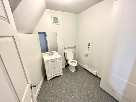 429 Baldwin Street Waterbury CT 06706