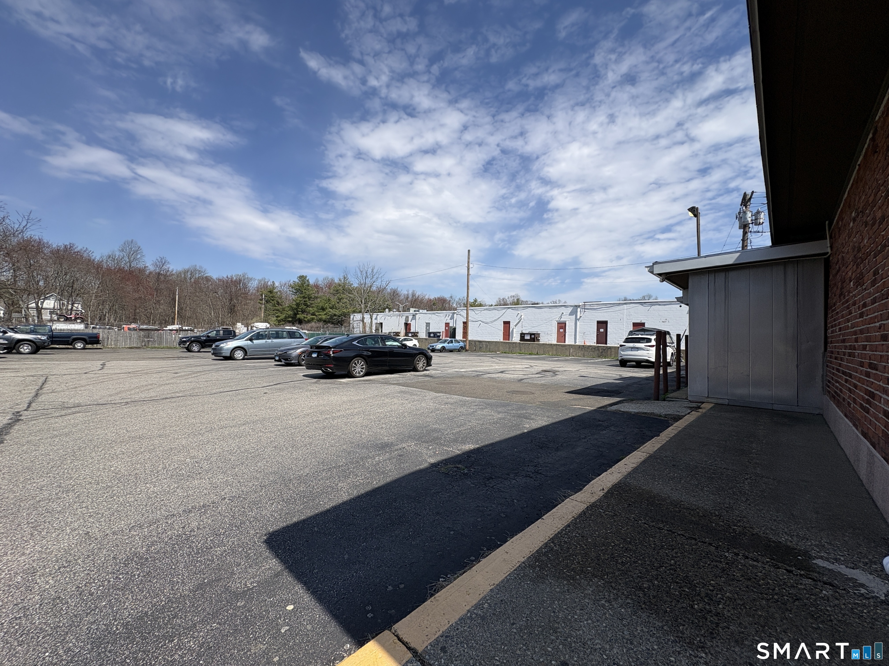 199 Boston Post Road Orange CT 06477
