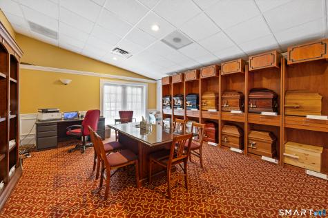 496 Chase Avenue Waterbury CT 06704