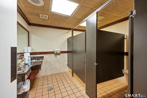 496 Chase Avenue Waterbury CT 06704