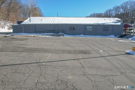 496 Chase Avenue Waterbury CT 06704