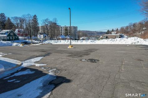 496 Chase Avenue Waterbury CT 06704