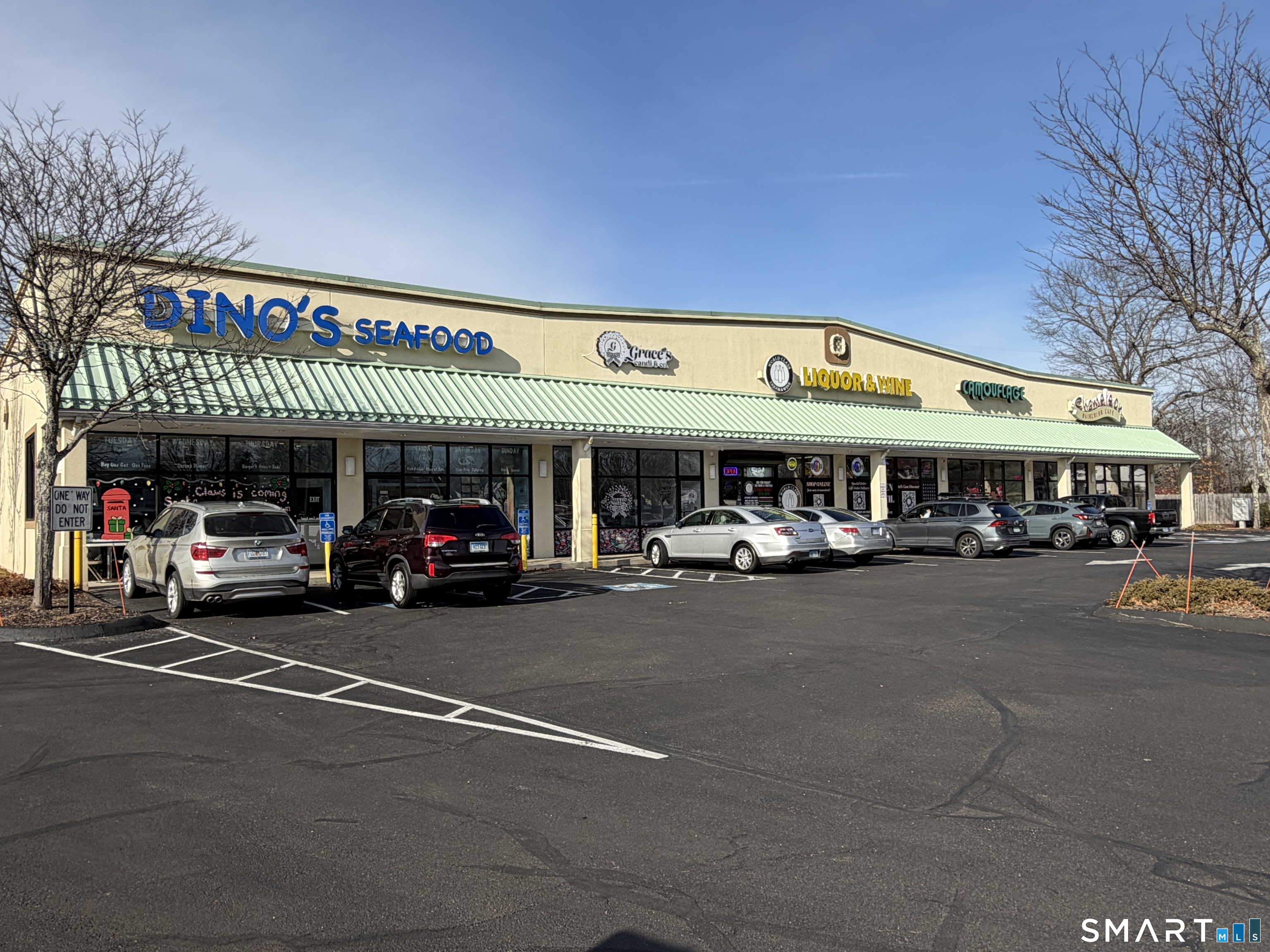323 Washington Avenue North Haven CT 06473