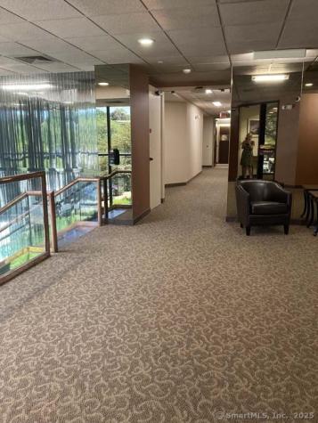 5 Shaw's Cove New London CT 06320