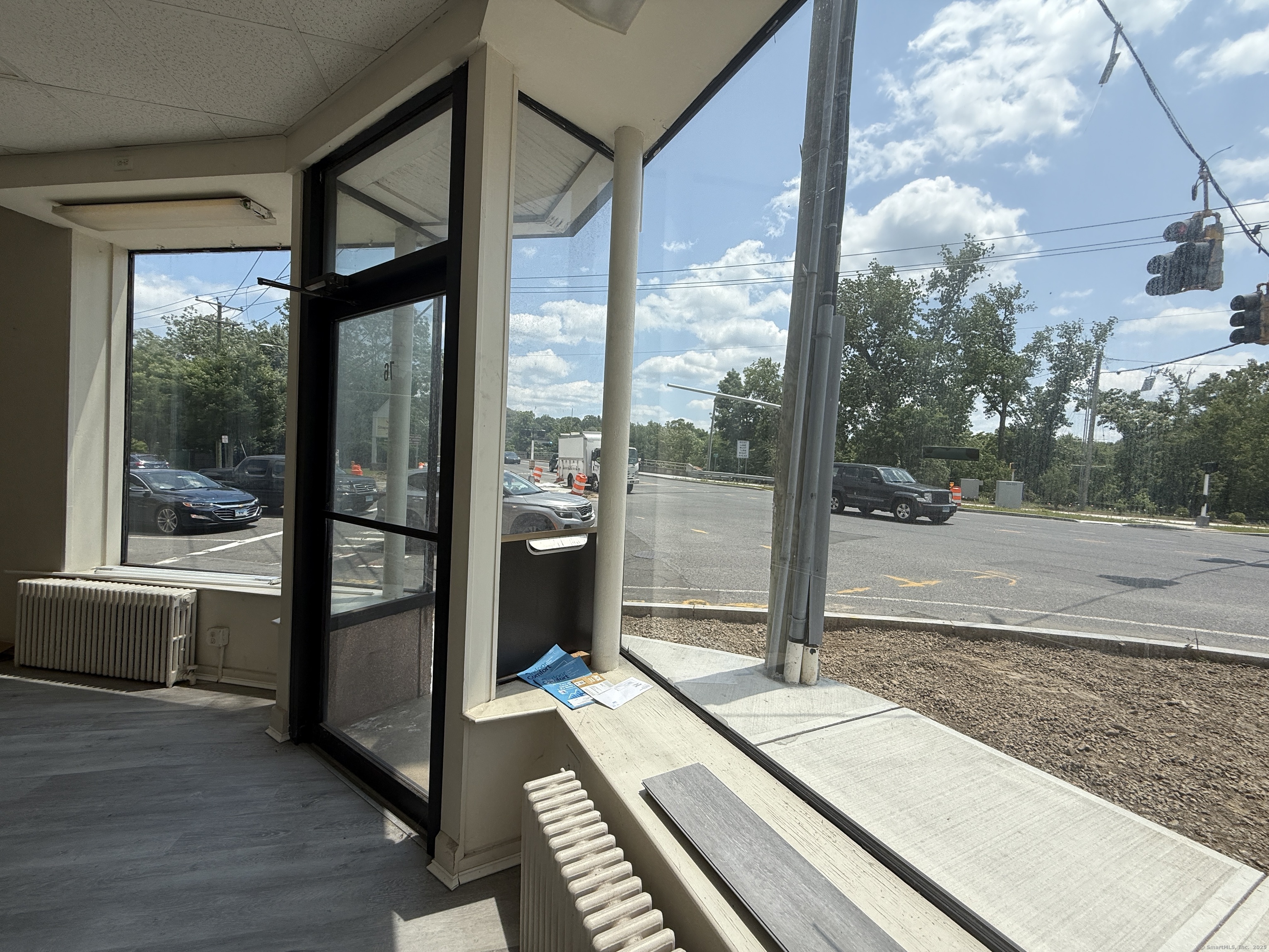 76 Bank Street Seymour CT 06483