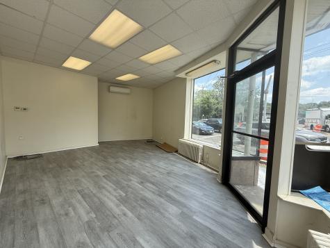 76 Bank Street Seymour CT 06483