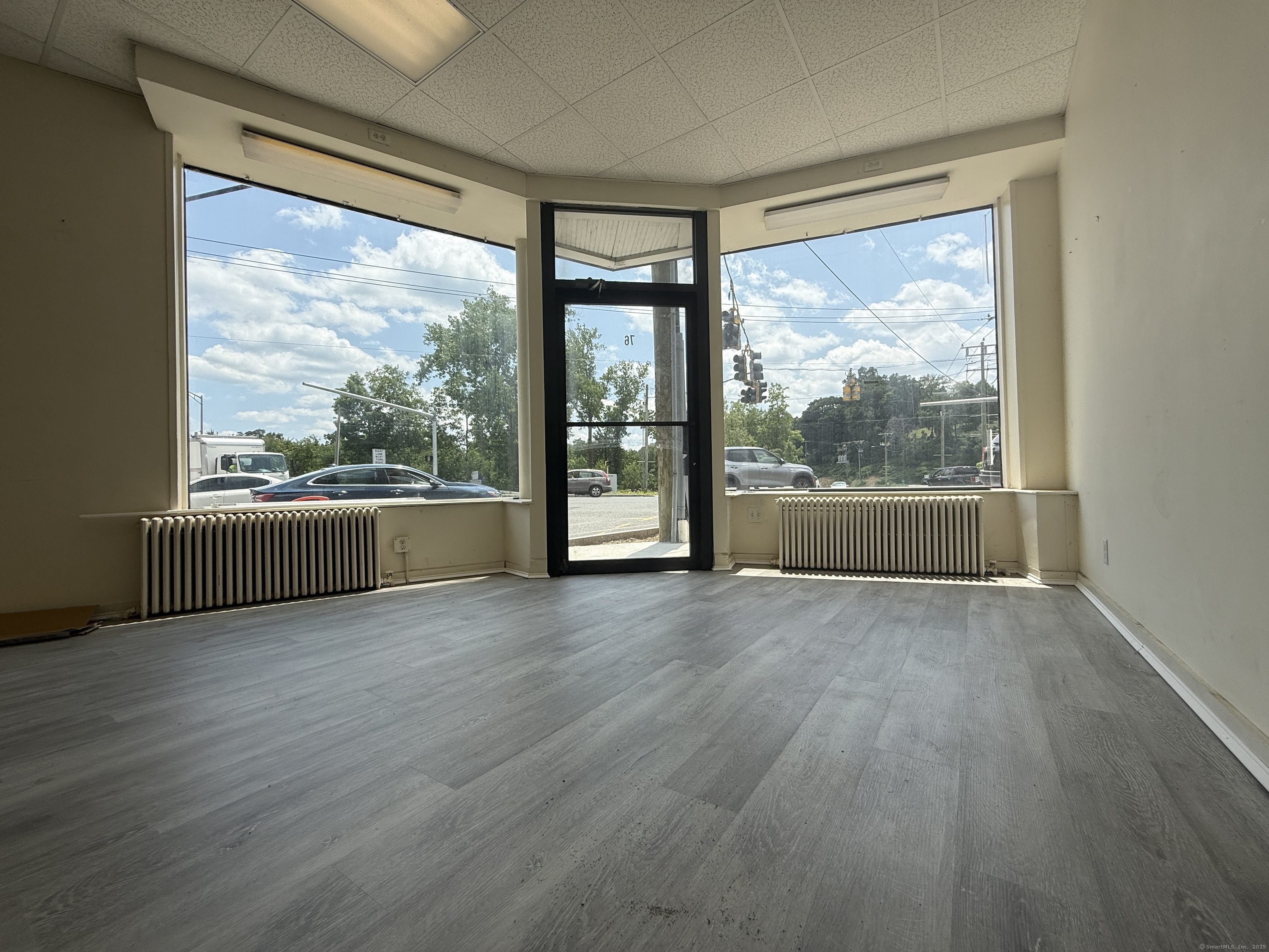 76 Bank Street Seymour CT 06483