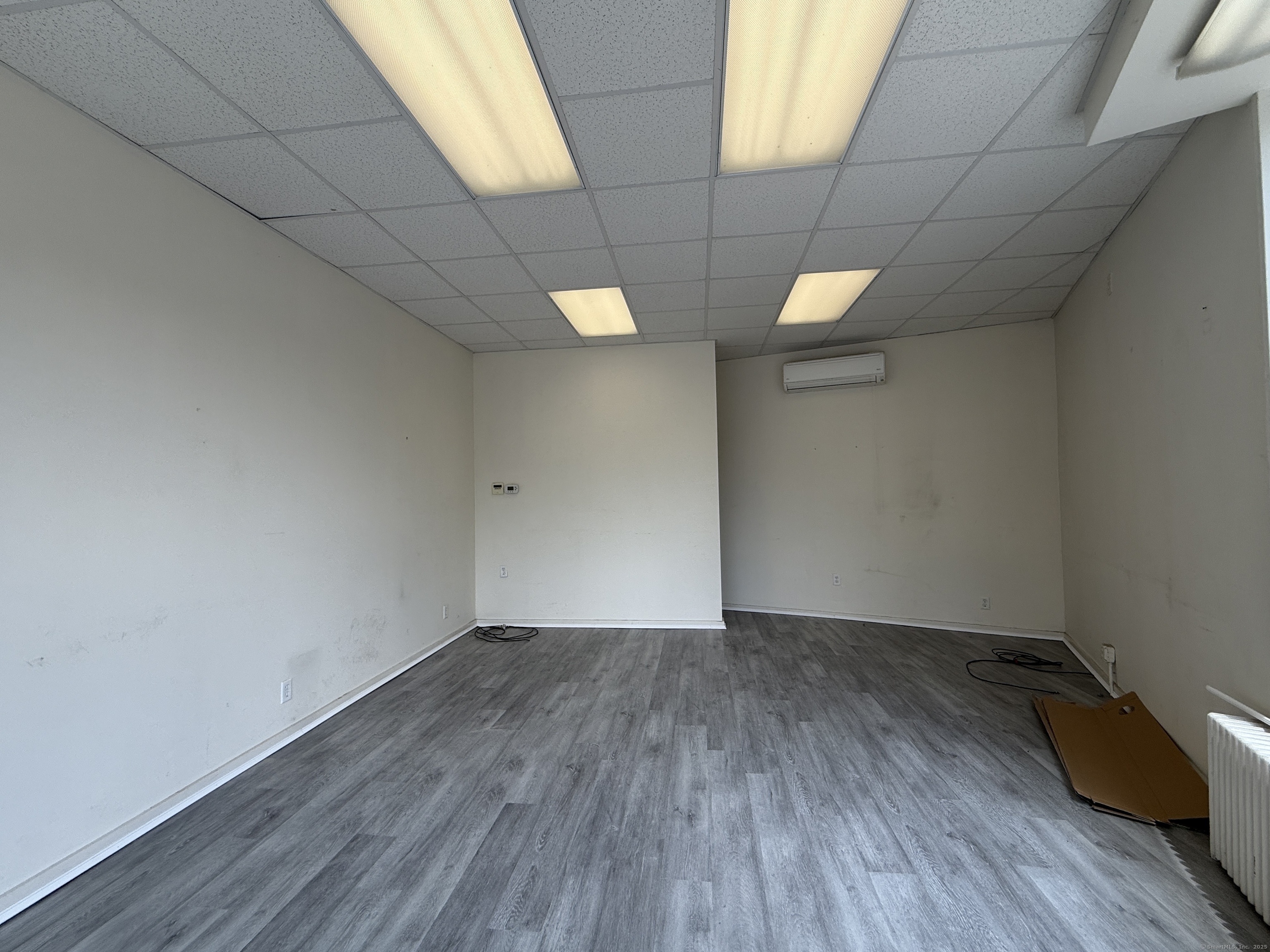 76 Bank Street Seymour CT 06483
