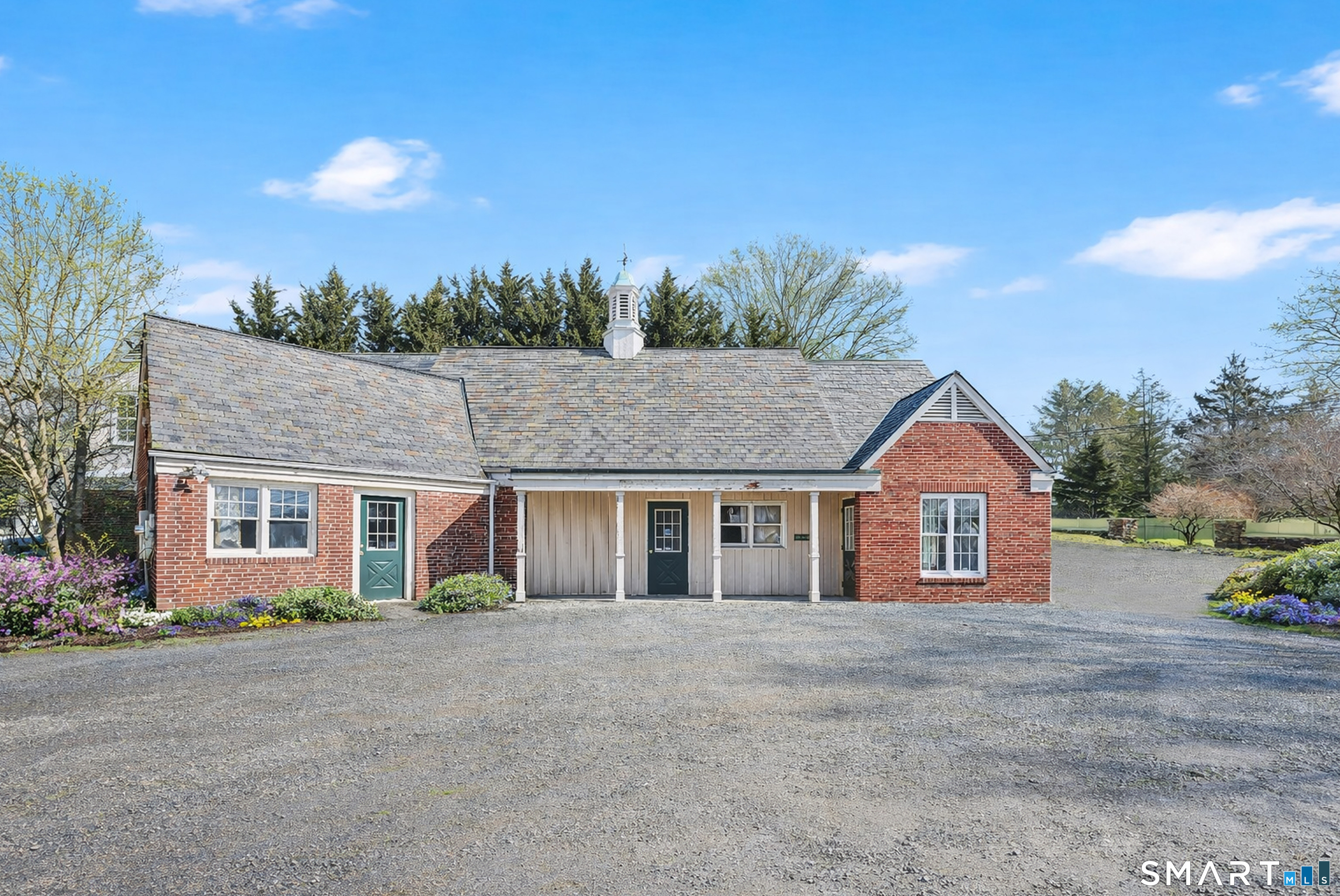 186-212 Hillside Road Fairfield CT 06824