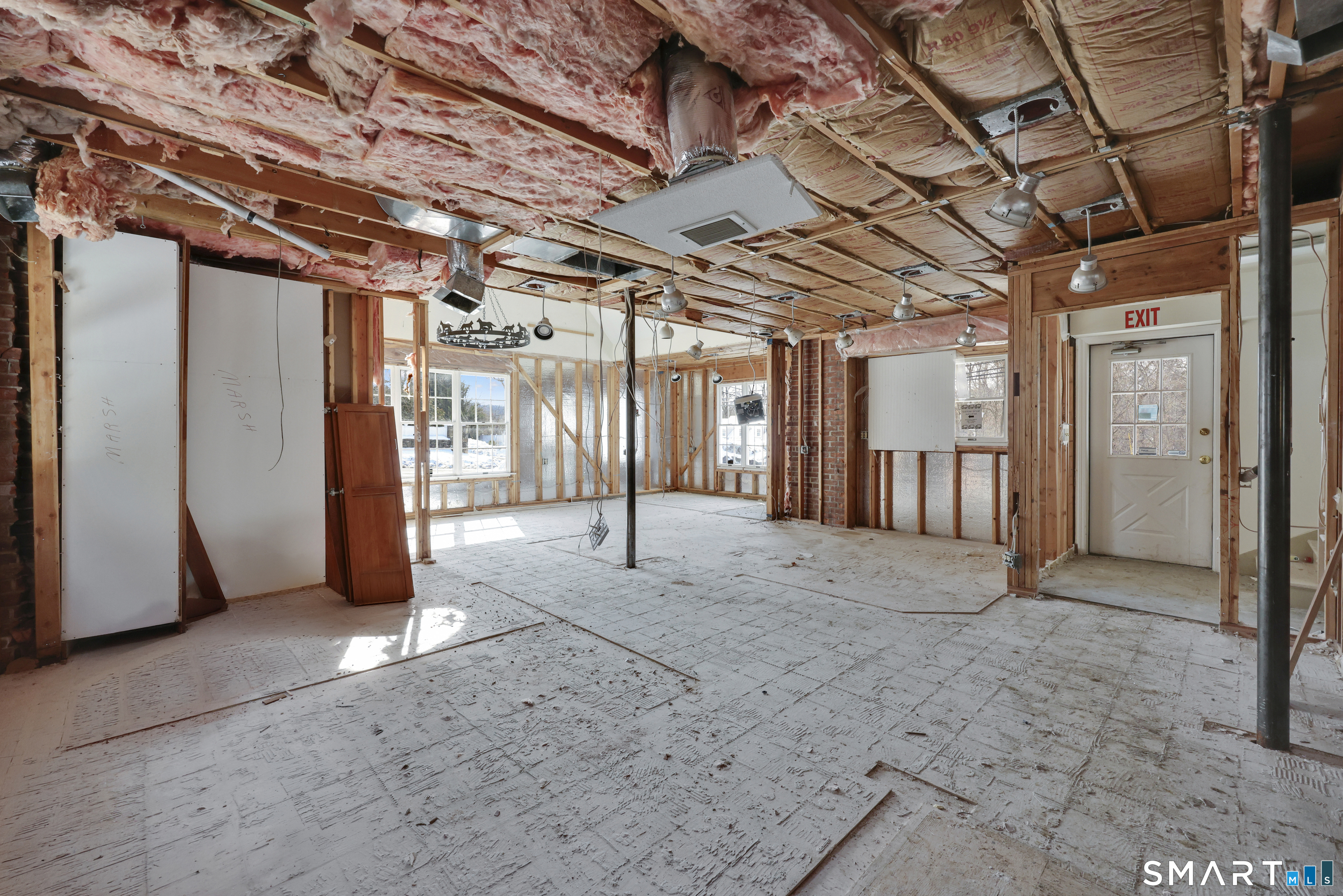 186-212 Hillside Road Fairfield CT 06824