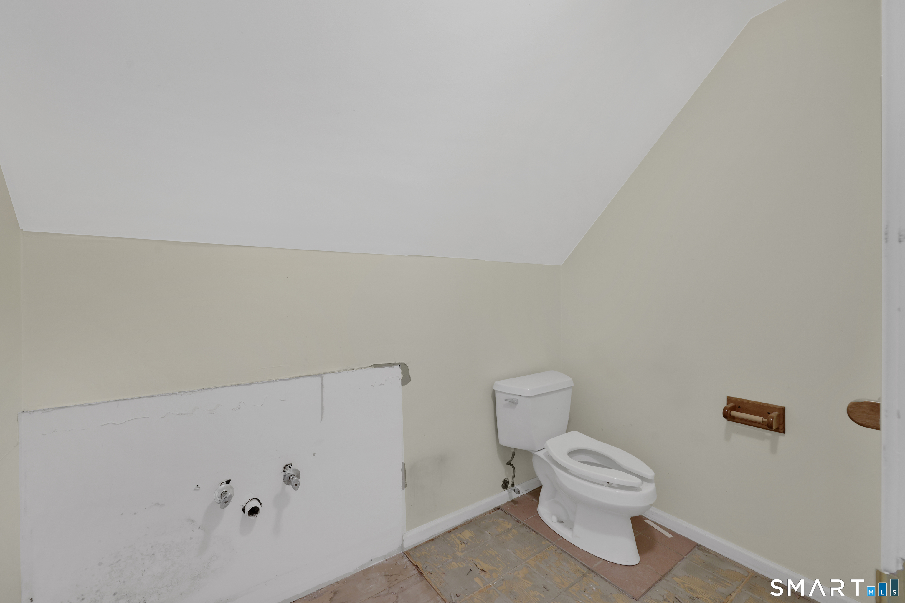 186-212 Hillside Road Fairfield CT 06824
