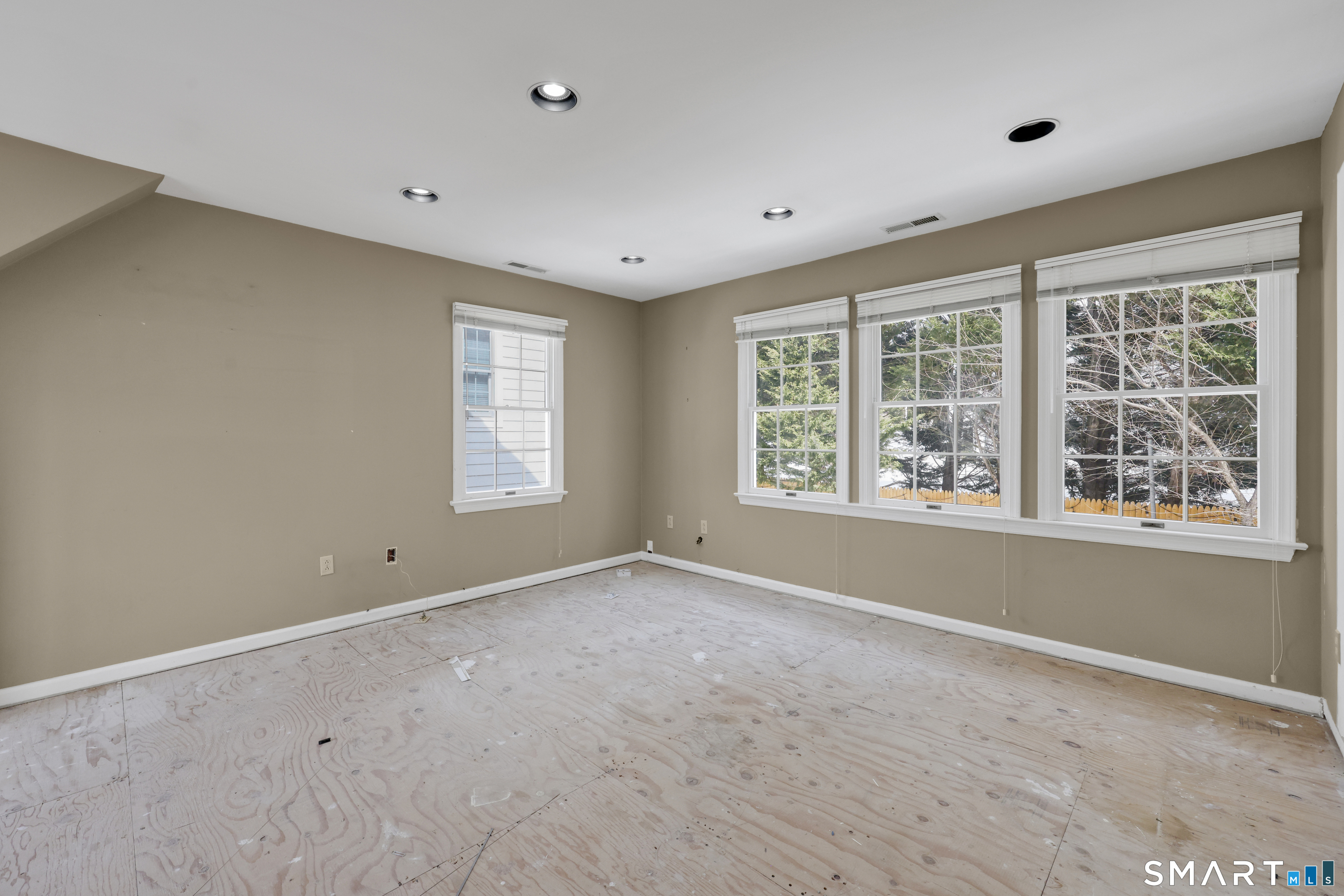 186-212 Hillside Road Fairfield CT 06824