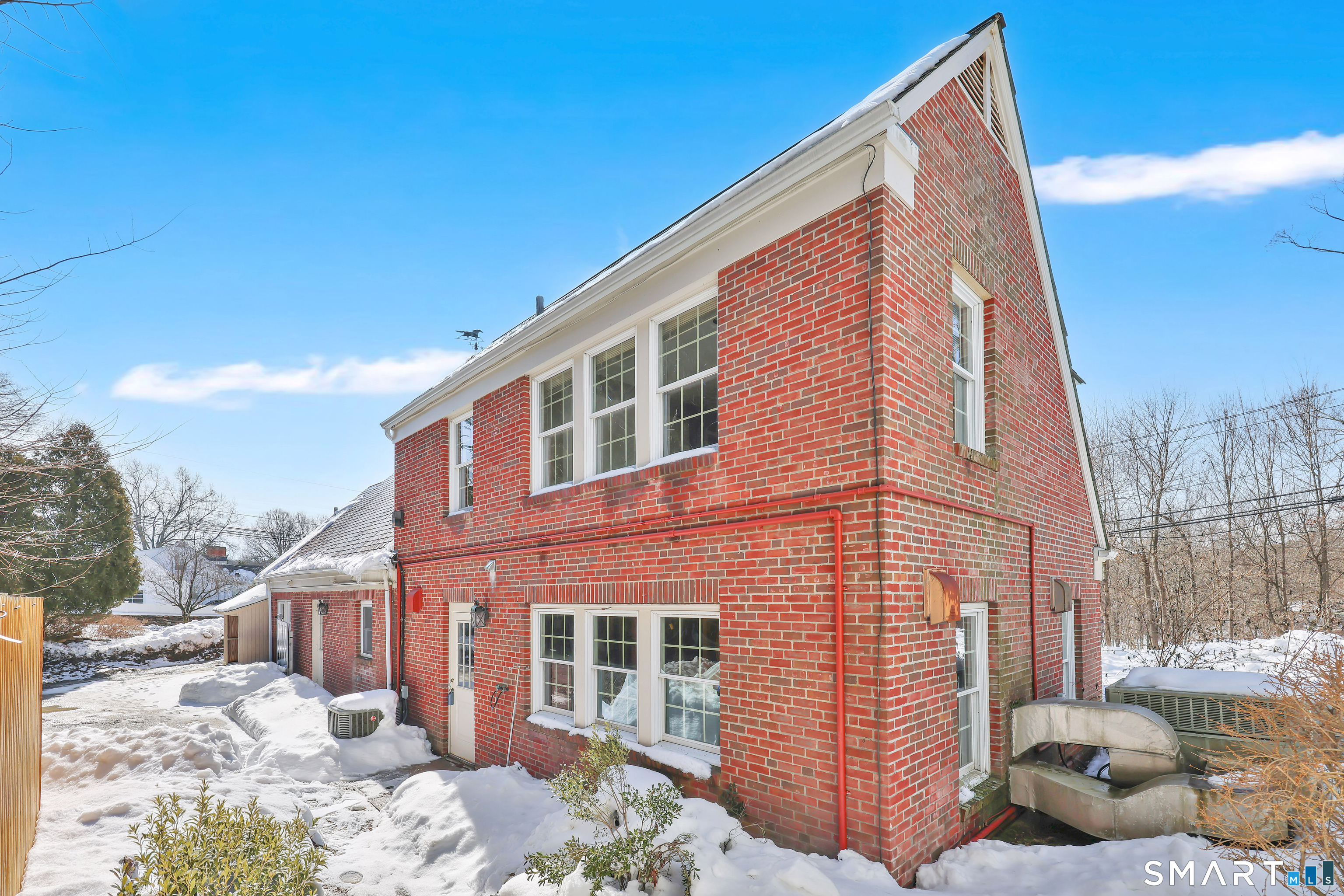 186-212 Hillside Road Fairfield CT 06824