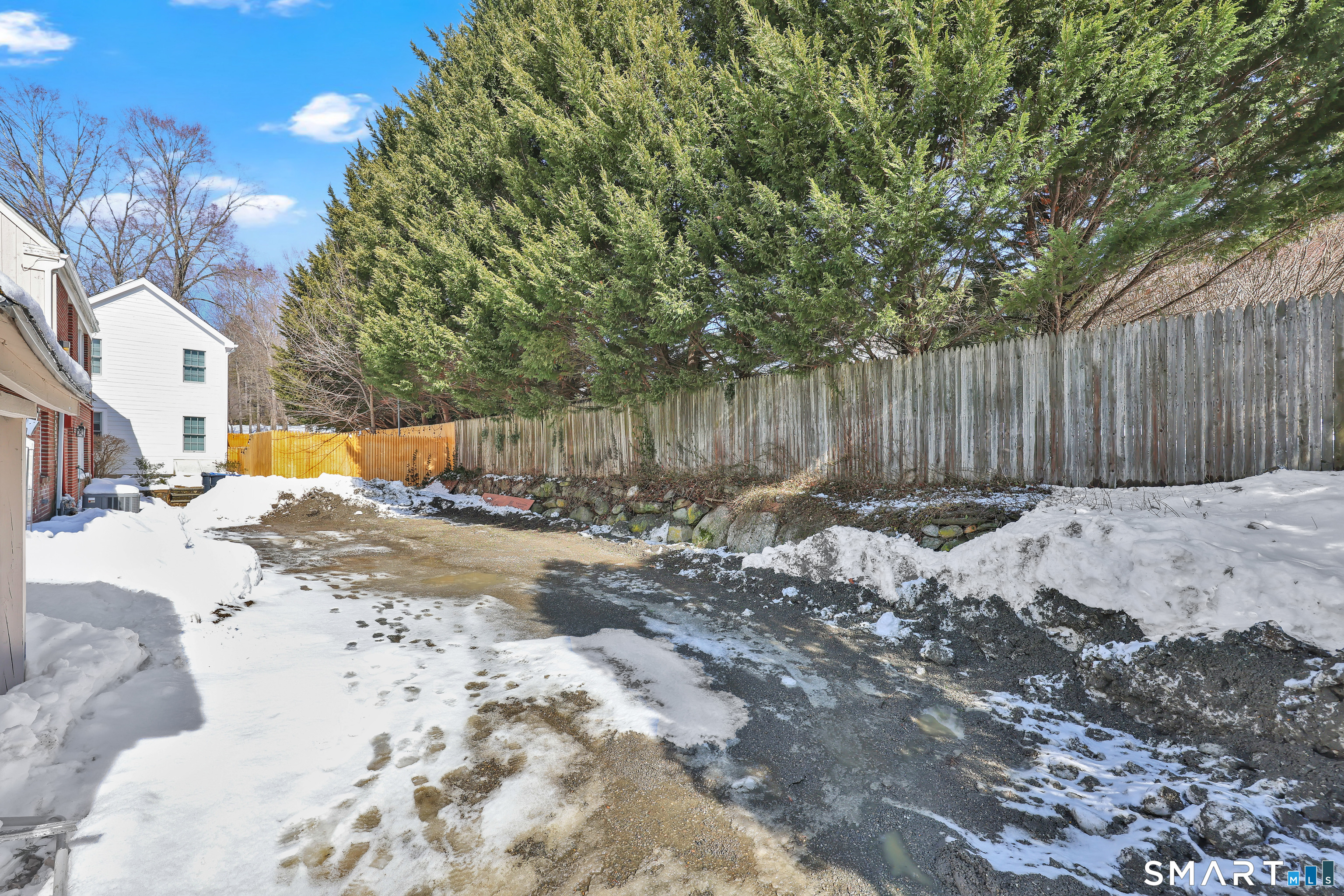 186-212 Hillside Road Fairfield CT 06824