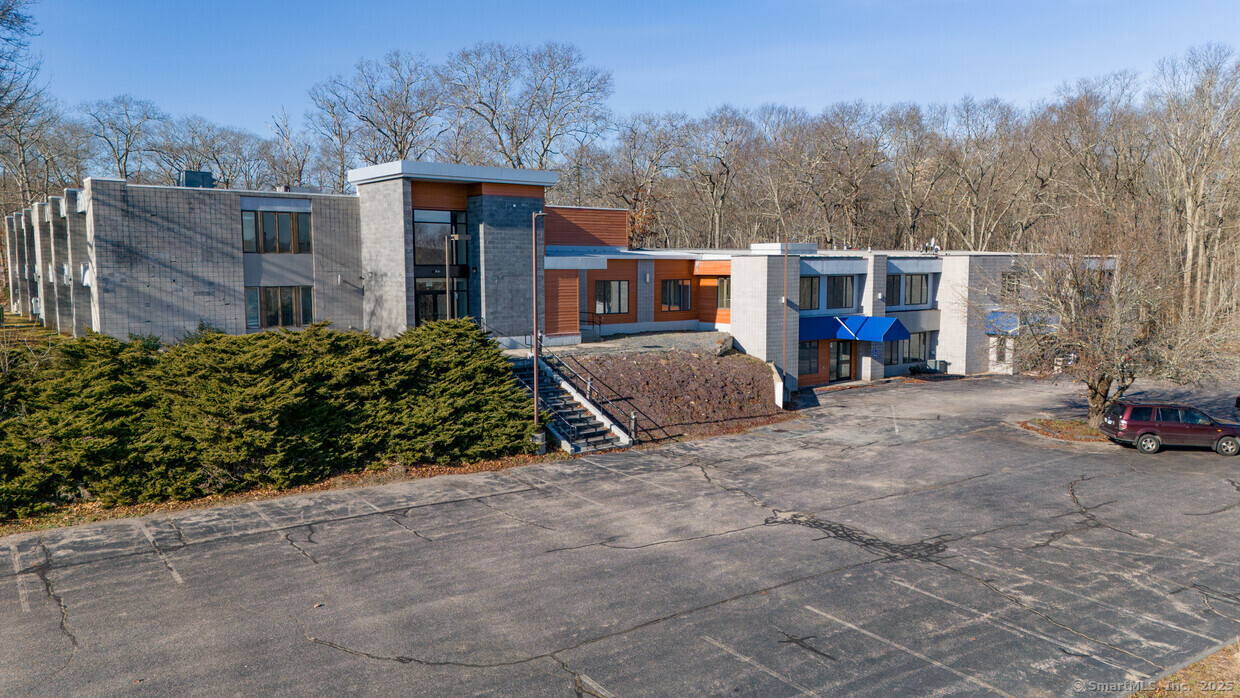 183-A Providence New London Turnpike North Stonington CT 06359