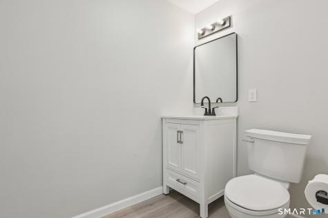 2514 Boston Post Road Guilford CT 06437