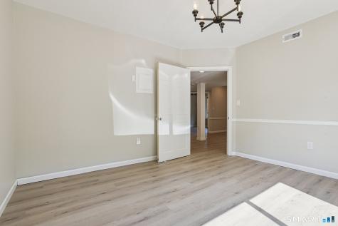 2514 Boston Post Road Guilford CT 06437