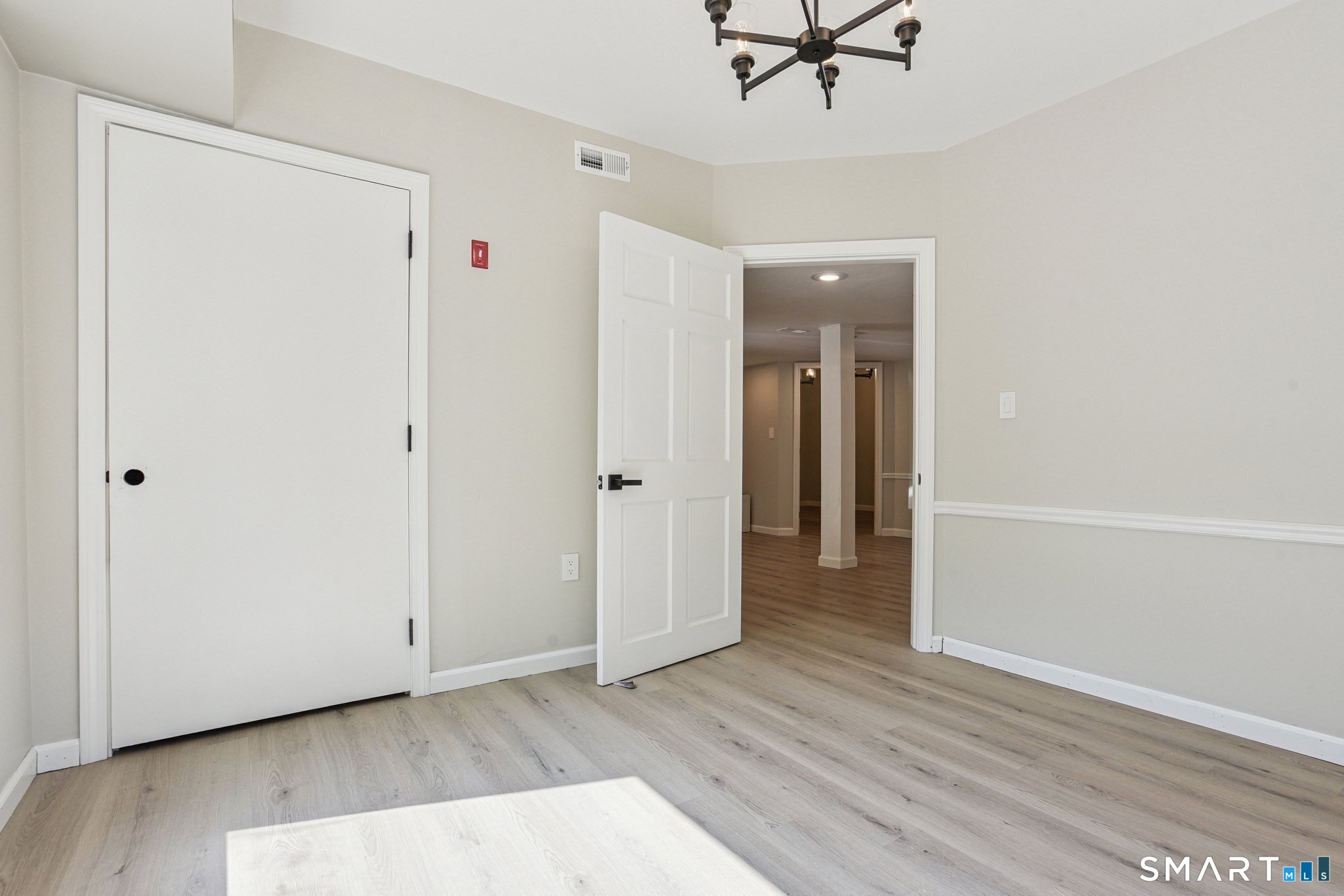2514 Boston Post Road Guilford CT 06437