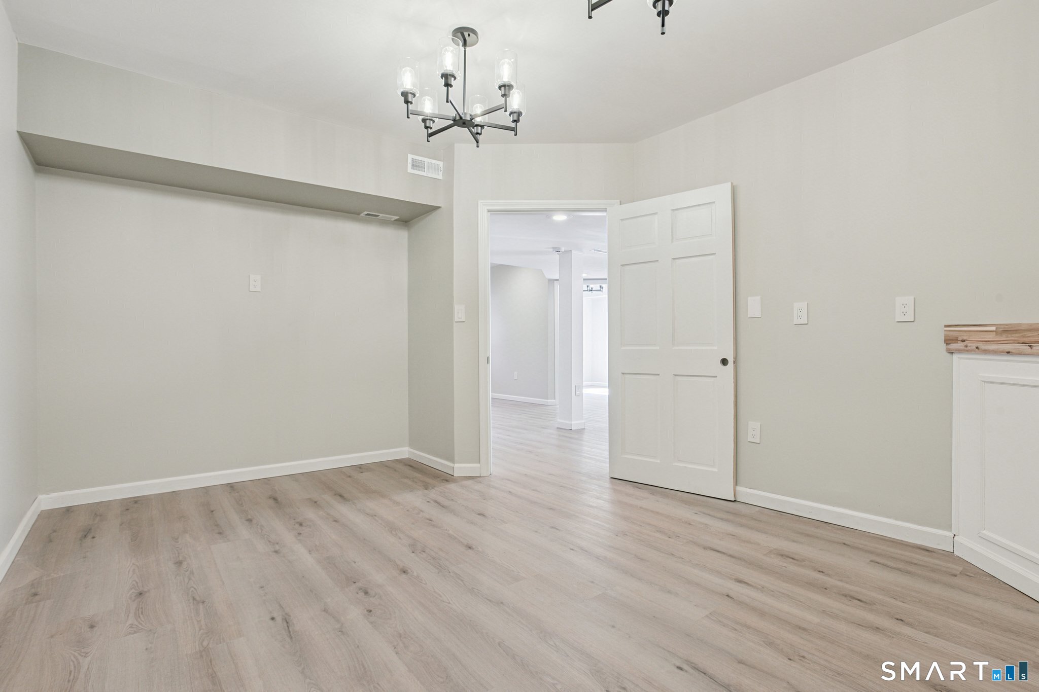 2514 Boston Post Road Guilford CT 06437