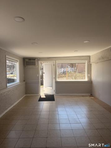 32 Neumann Street Naugatuck CT 06770