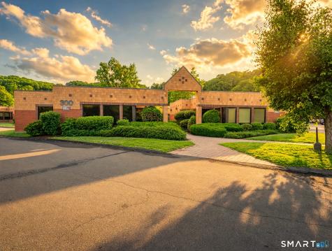 1 Bradley Road Woodbridge CT 06525