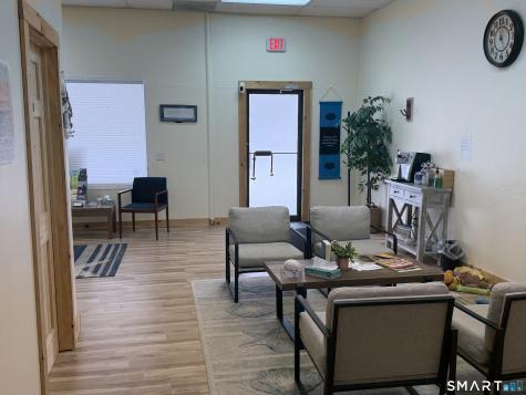 170 Flanders Road East Lyme CT 06357