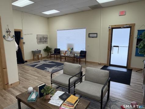 170 Flanders Road East Lyme CT 06357