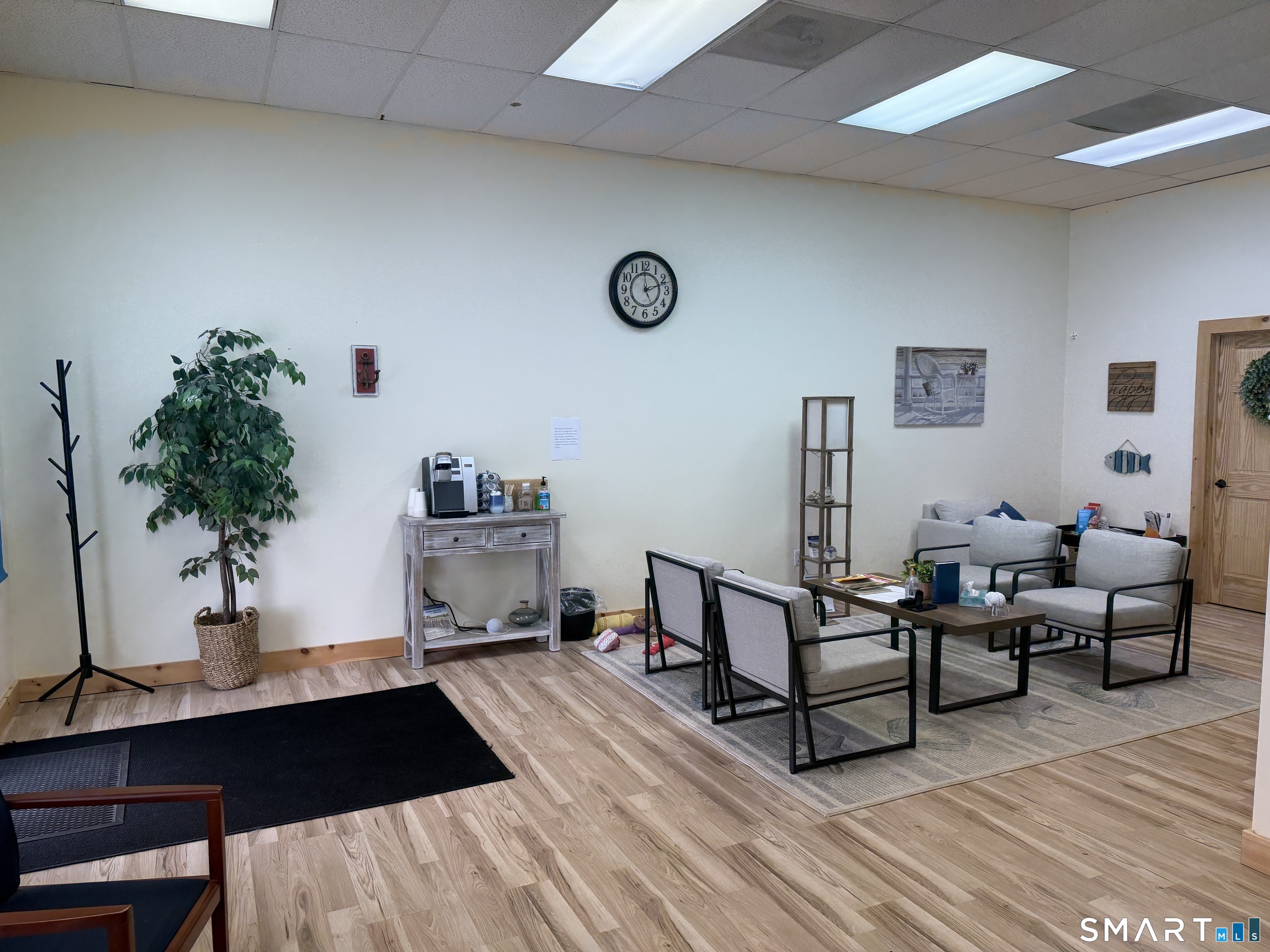 170 Flanders Road East Lyme CT 06357