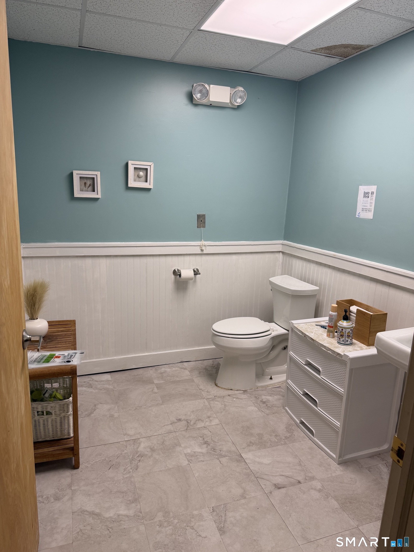 170 Flanders Road East Lyme CT 06357