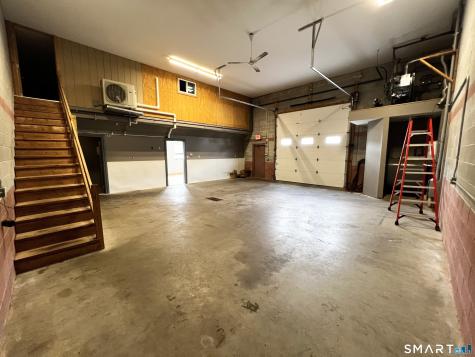 89 North Main Street Middletown CT 06457