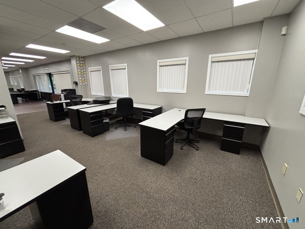 280 Schoolhouse Road Cheshire CT 06410