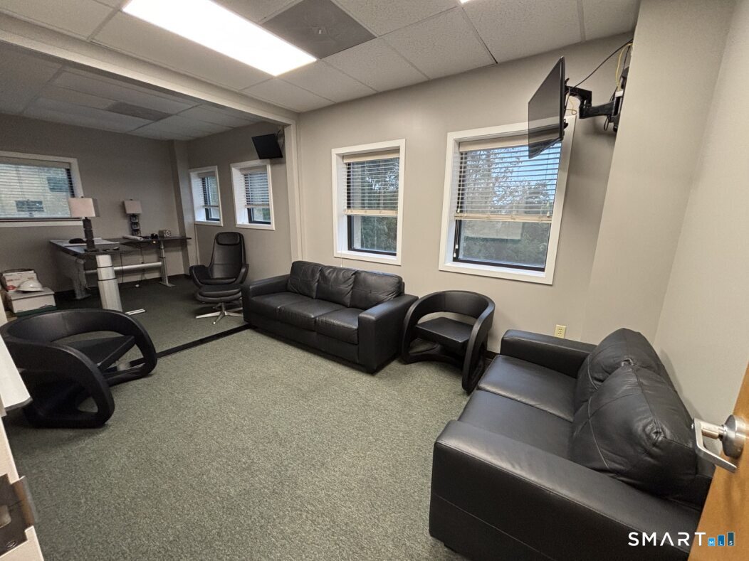 280 Schoolhouse Road Cheshire CT 06410